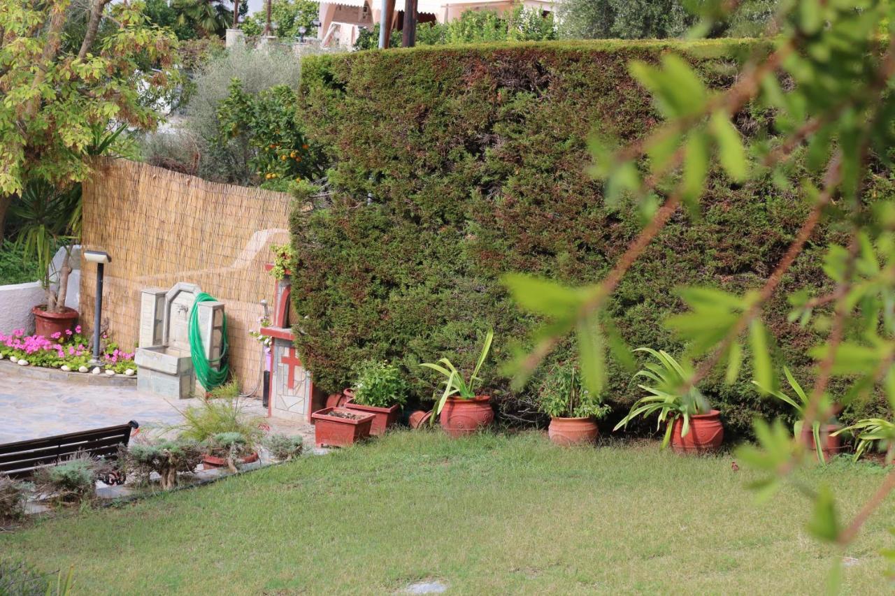 Villa Sofia Marathos  Luaran gambar